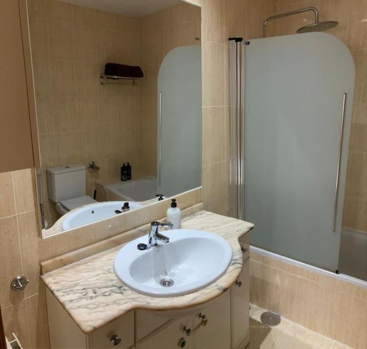 Apto 2 Habitaciones, Garaje Gratis Madrid Buitenkant foto